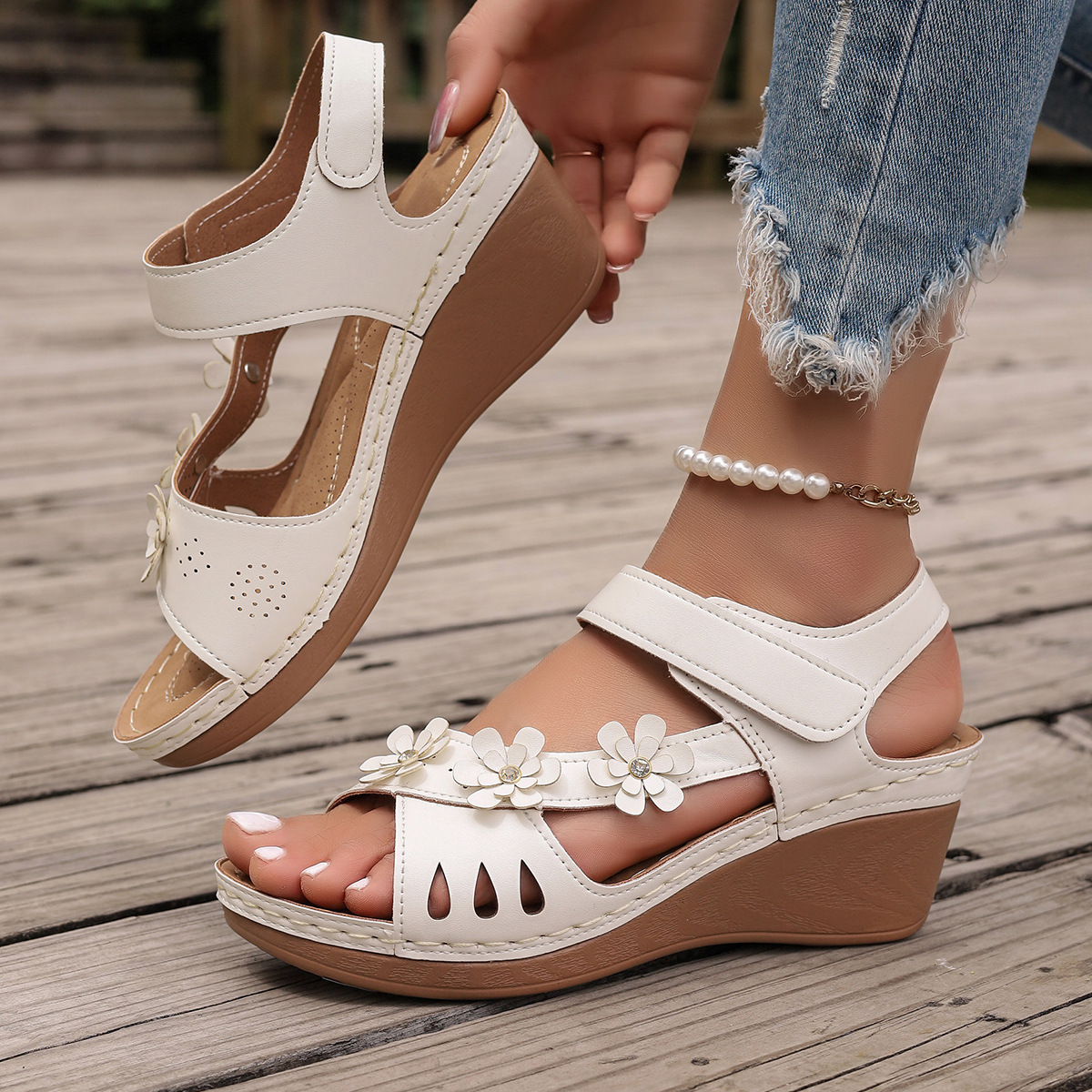 🔥Last Day Promotion 50% OFF - Women's outdoor sandals, stylish and comfortable