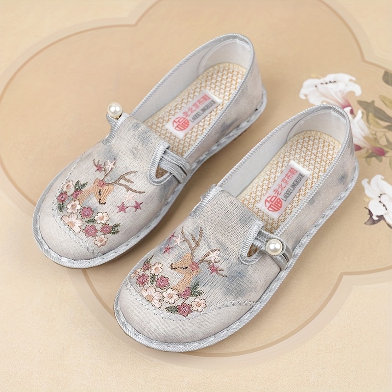 ⏰Last Day! 50% OFF 🔥Women's Floral Embroidered Casual Shoes