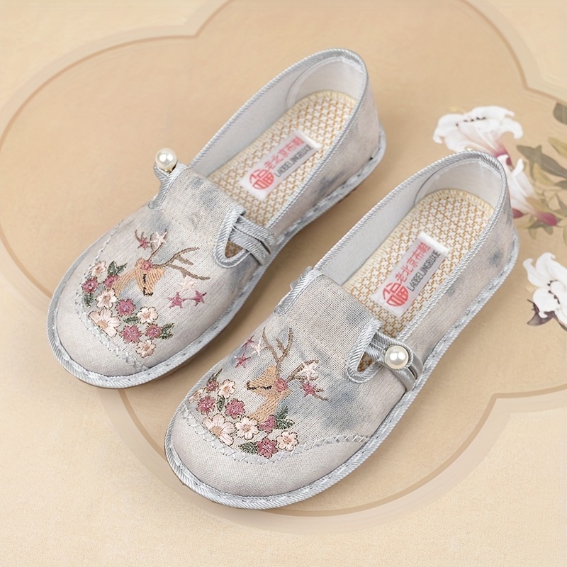 ⏰Last Day! 50% OFF 🔥Women's Floral Embroidered Casual Shoes