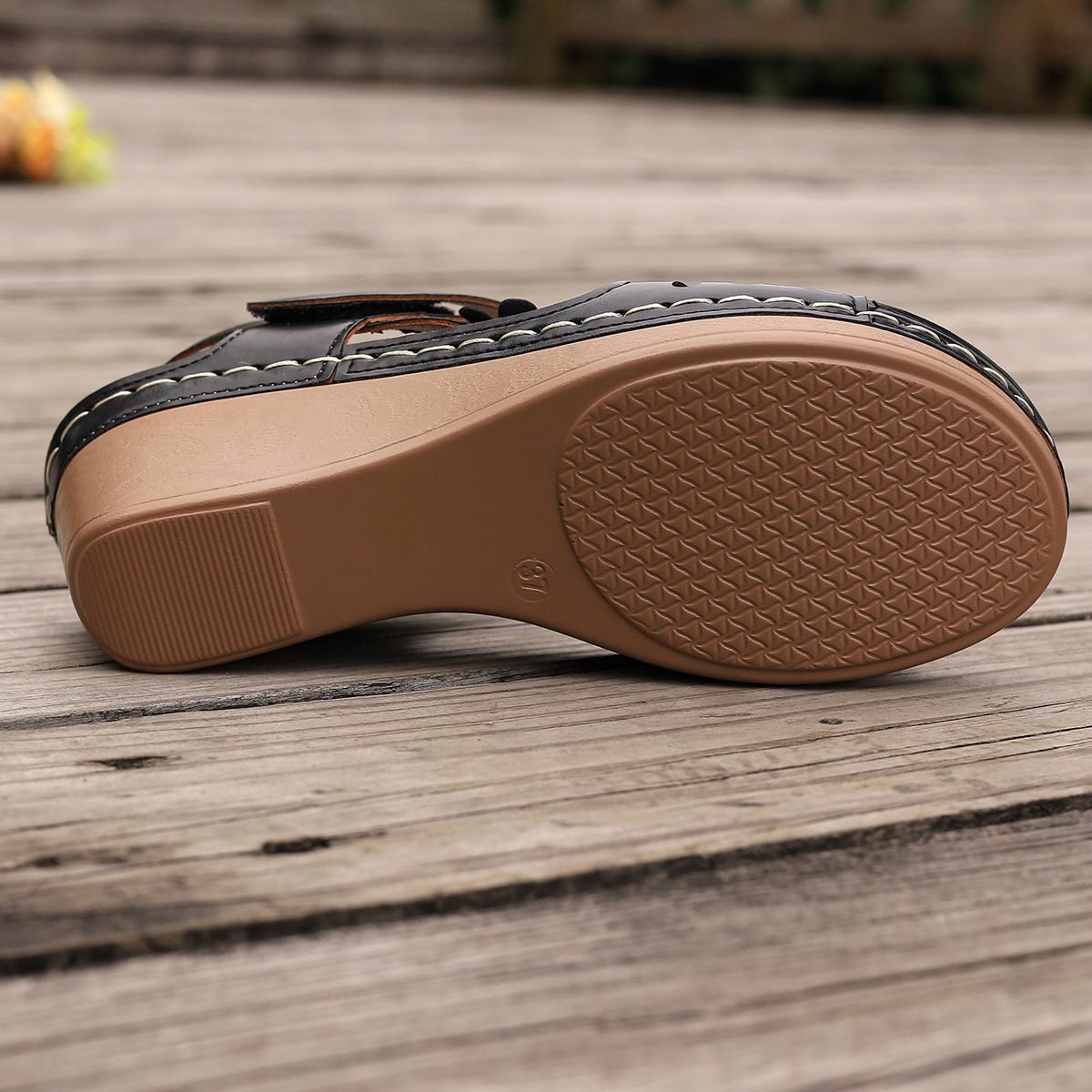 🔥Last Day Promotion 50% OFF - Women's outdoor sandals, stylish and comfortable