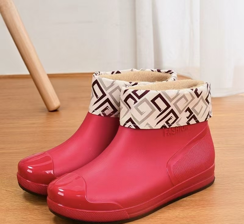 🔥Last Day Promotion 50% OFF - Stylish, soft, and breathable women's rain boots
