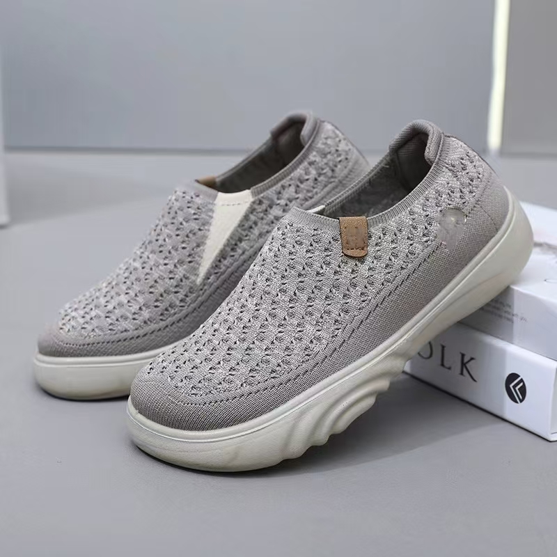 🔥Mega Sale - Buy Now & Save 50% OFF🔥Women's casual shoes with soft soles and arch support for all-day comfort.
