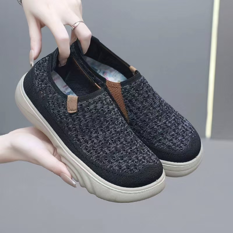 🔥Mega Sale - Buy Now & Save 50% OFF🔥Women's casual shoes with soft soles and arch support for all-day comfort.