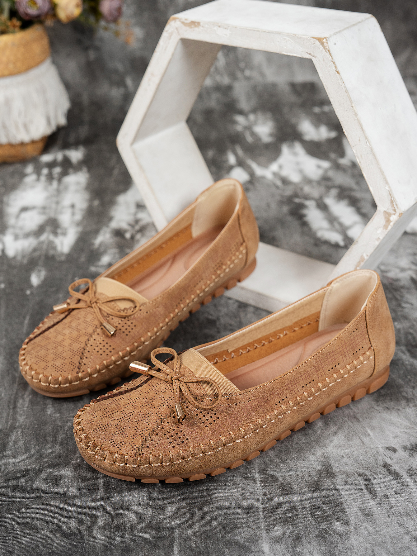 🔥Last Day Promotion 50% OFF --- Stylish Orthopedic Leather Shoes - All-Day Comfort for Women