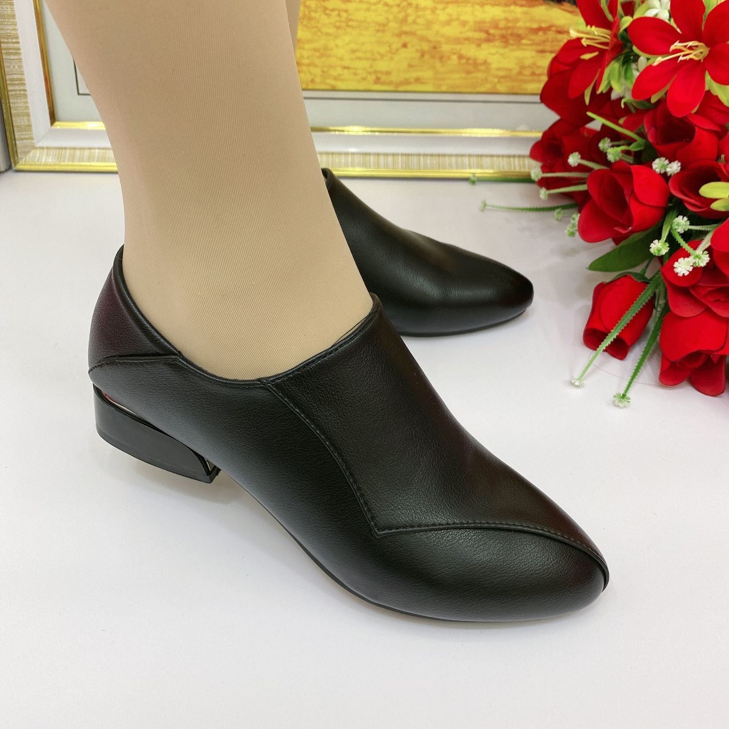 🔥Clearance Sale 50% OFF 🔥Women's Spring Comfortable Soft Leather Shoes