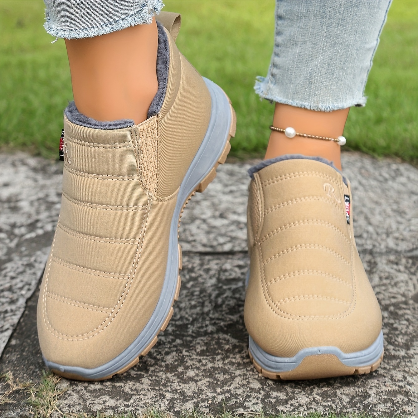 🔥Last Day Promotion 50% OFF - Women's fashionable and warm ankle boots with fleece lining