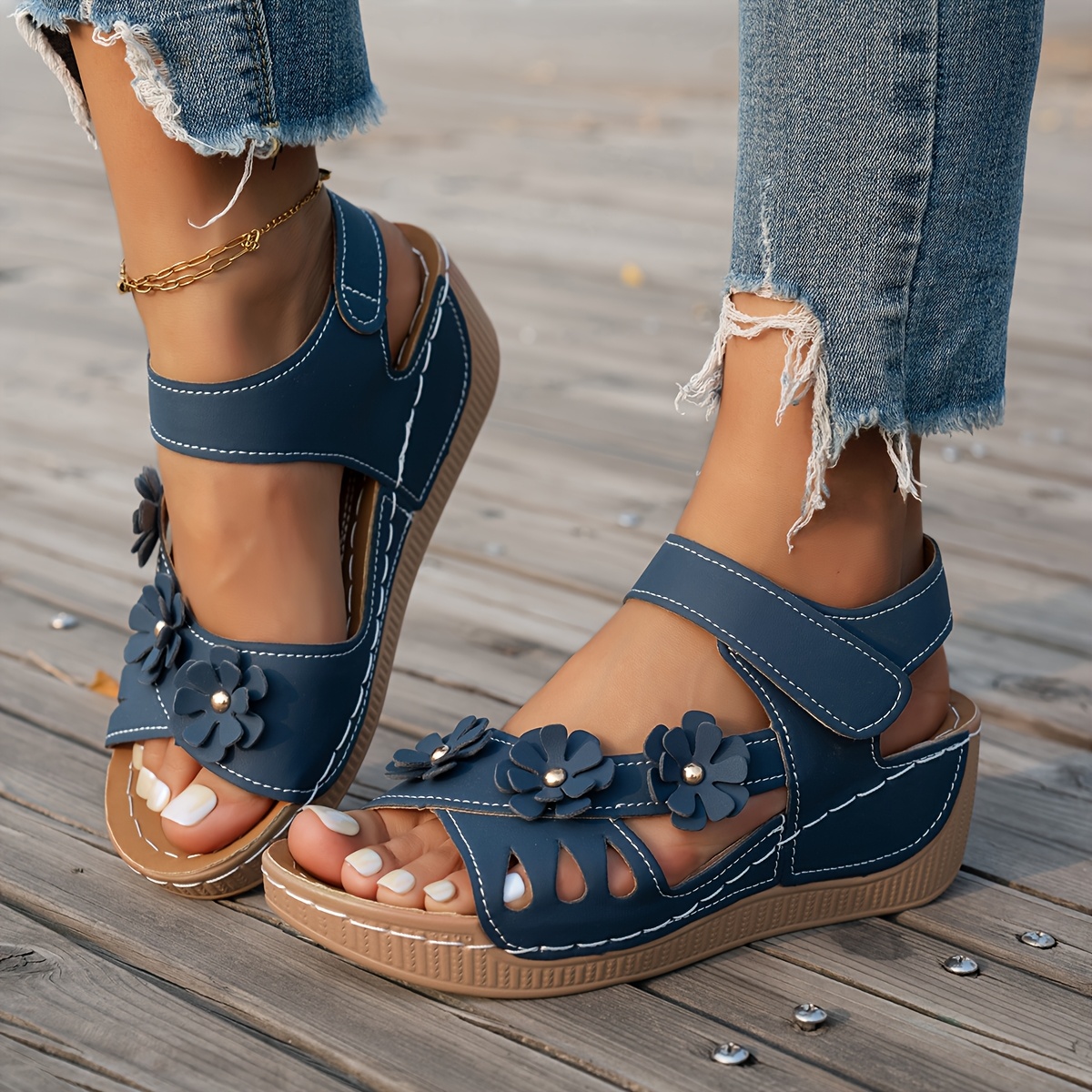 🔥Mega Sale - Buy Now & Save 50% OFF🔥Solid-color women's floral wedge sandals