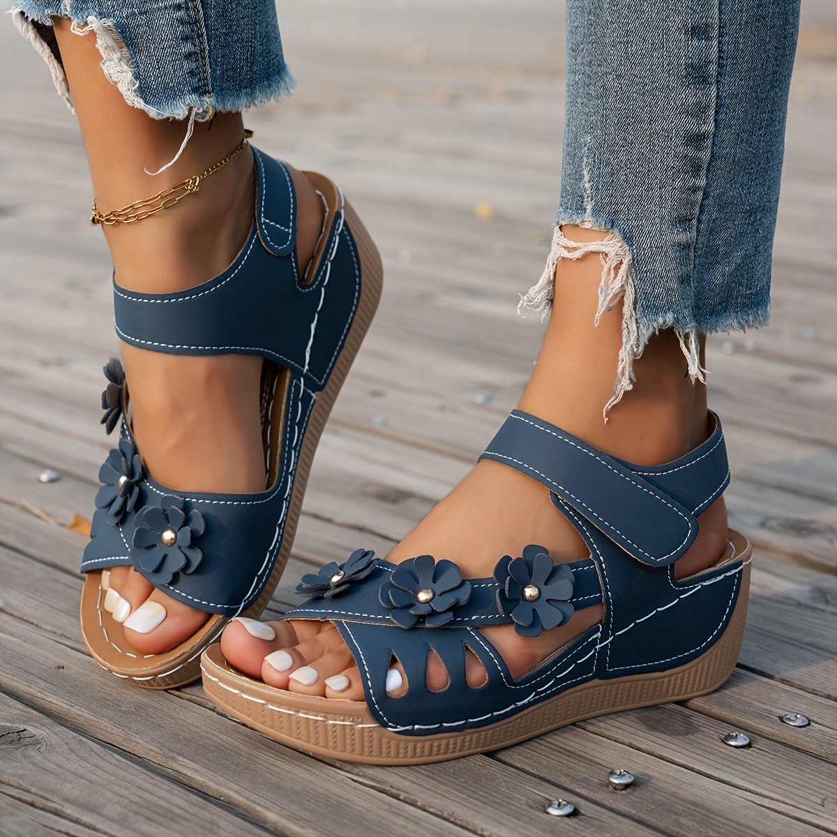 🔥Mega Sale - Buy Now & Save 50% OFF🔥Solid-color women's floral wedge sandals