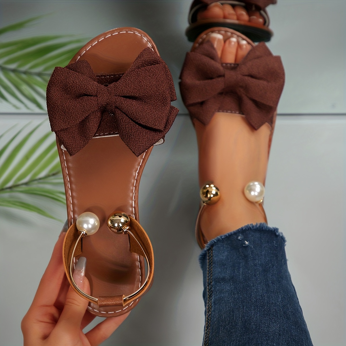 🔥Mega Sale - Buy Now & Save 50% OFF🔥Women's fashionable metal bead bow-decorated sandals
