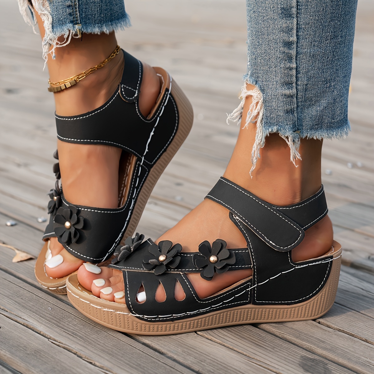 🔥Mega Sale - Buy Now & Save 50% OFF🔥Solid-color women's floral wedge sandals