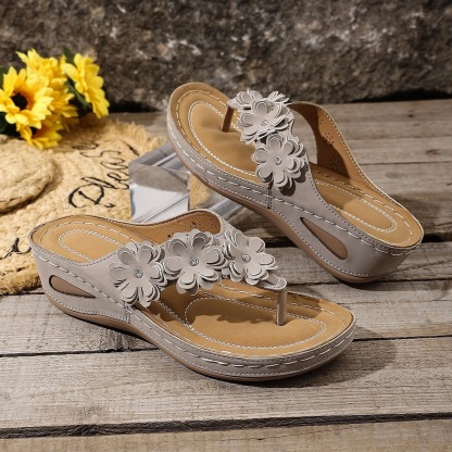 🔥Mega Sale - Buy Now & Save 50% OFF🔥Women's orthopedic flip-flops, suitable for all seasons, comfortable and breathable.