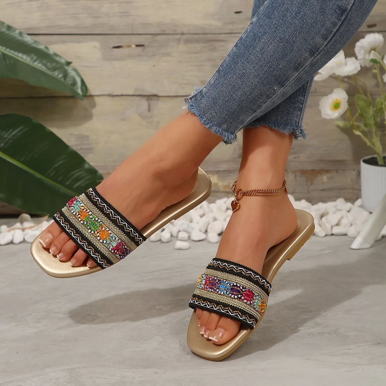 🔥Mega Sale - Buy Now & Save 50% OFF🔥Sexy Hollow-Out Rhinestone Butterfly Fashion Slippers