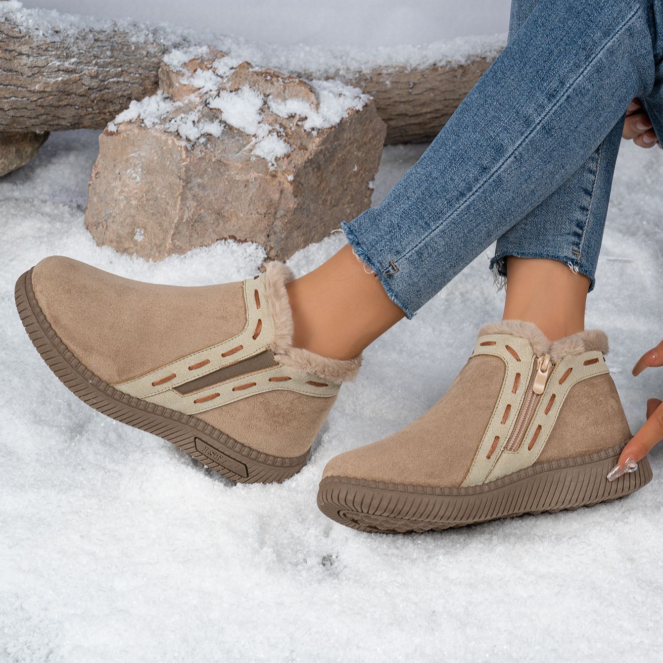😍Last Day 50% OFF🔥Women’s Winter Fashion Ankle Boots – Fleece-Lined and Thickened