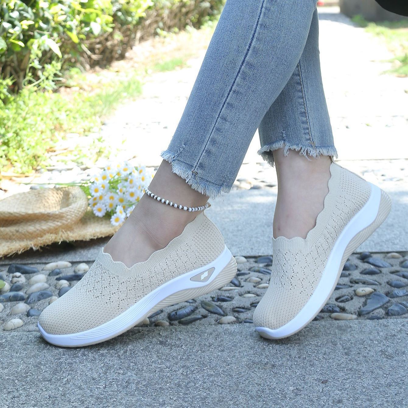 😍Last Day 50% OFF🔥Women Orthopedic Walking Shoes,——Lightweight All-Day Comfort Sneakers