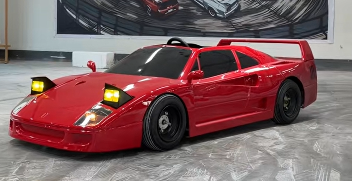 1:2 Mini Ferrari F40 Go-Kart
