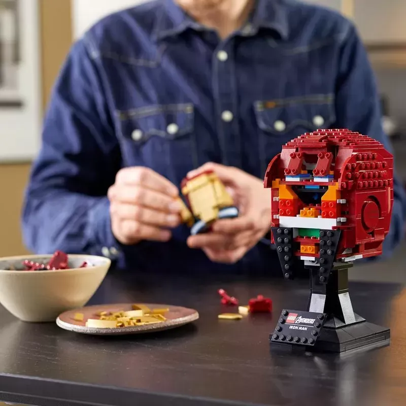 LEthtGO 76165 MARVEL IRON MAN HELMET