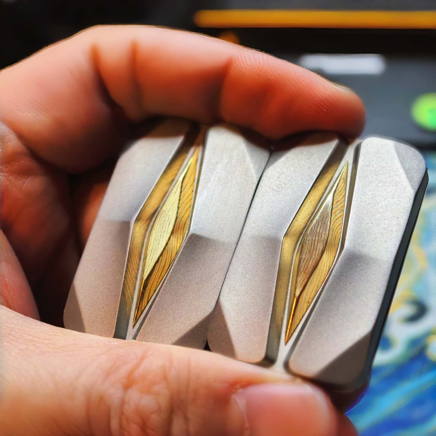 YC EDC Mountain floating slider