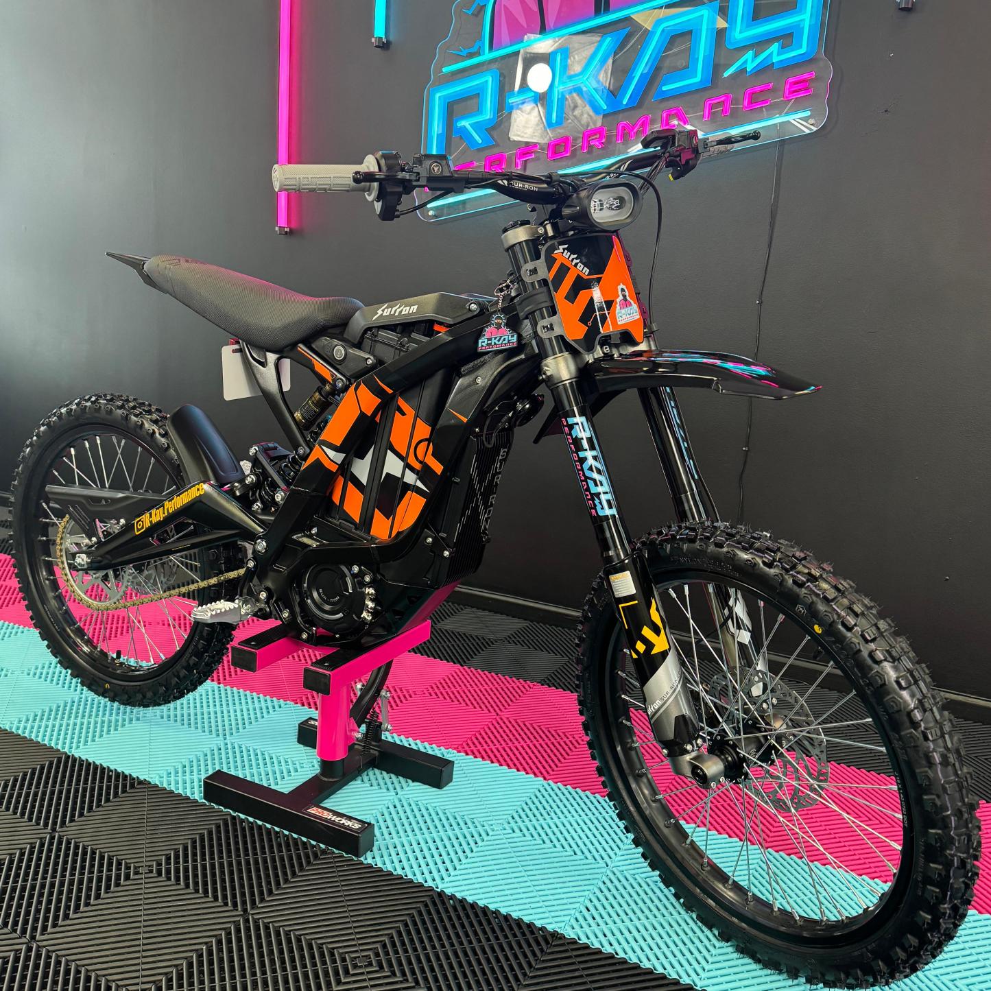 2025 8kw Sur-Ron Light Bee X 60v 40Ah In Black And Orange