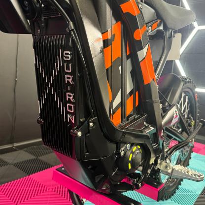 2025 8kw Sur-Ron Light Bee X 60v 40Ah In Black And Orange