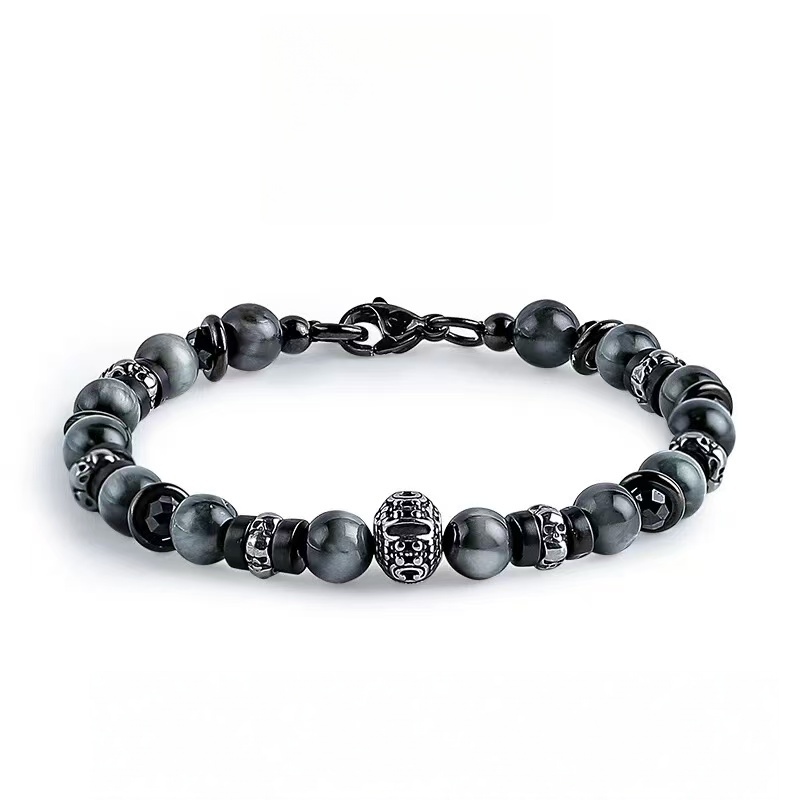 The Nocturnal Eye: Dark Falcon's Eye & Spinel Bracelet for Unwavering Insight