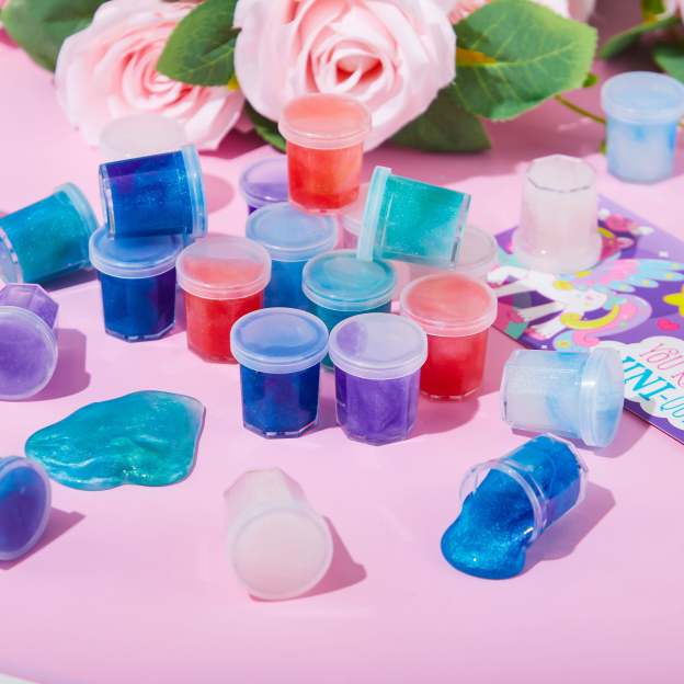 30 Packs Valentines Galaxy Slime With Cards for Kids, Stress Relief Fidget Toy for Kids Valentines Class Exchange Cards, Valentines Party Favors