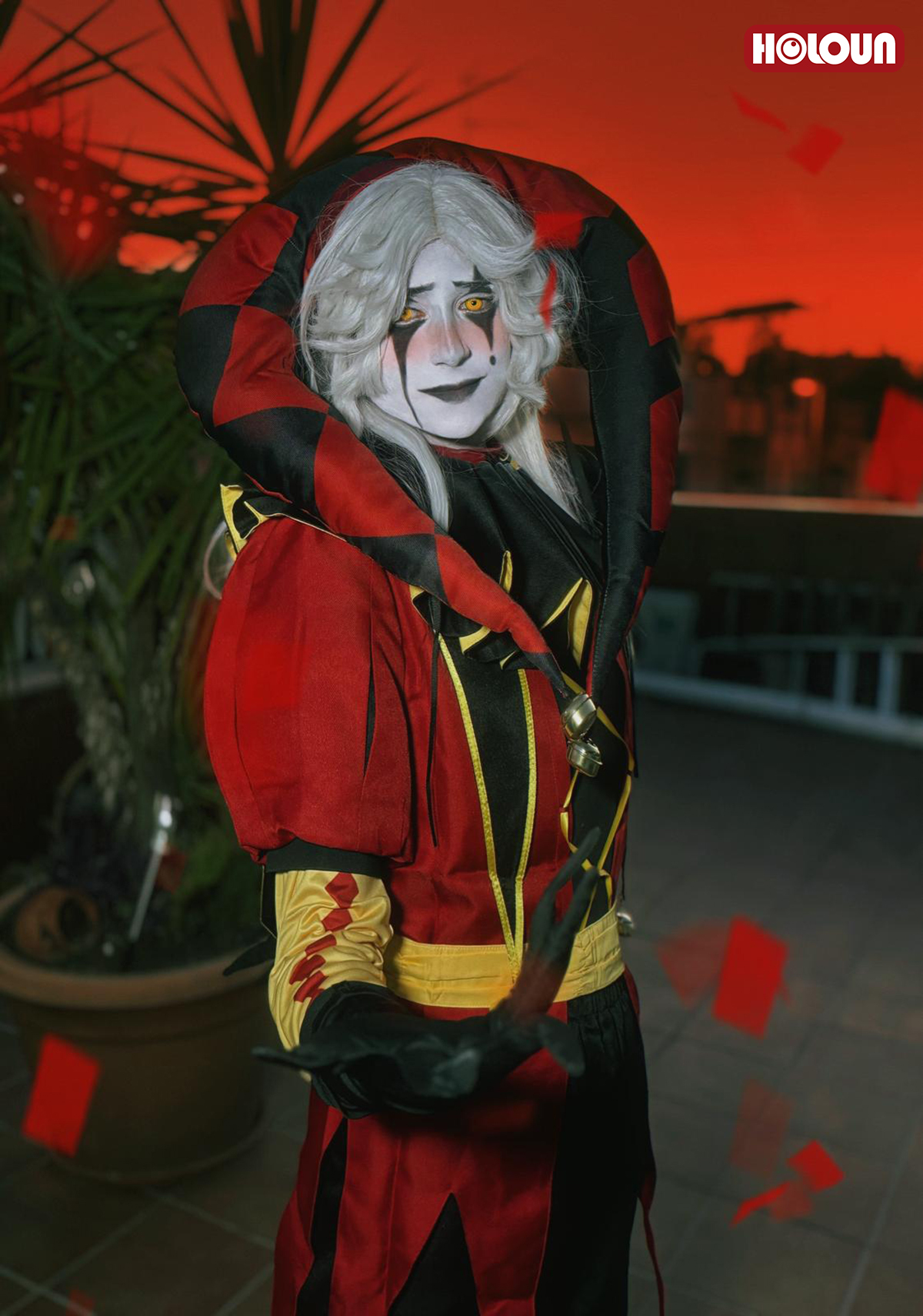 HOLOUN The Freak Circus Anime Pierrot Cosplay Costume Coat Top Pants Belt Clown Collar Clown Hat Convention Halloween Christmas