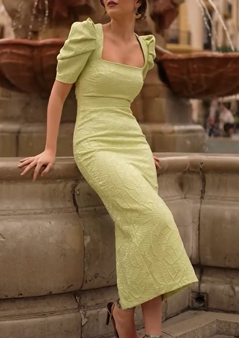 Mangas abullonadas con flecos