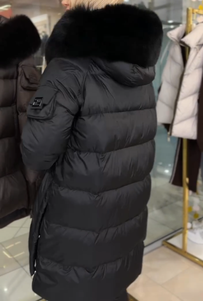 Mid-length Down Jacket with Fur Collar