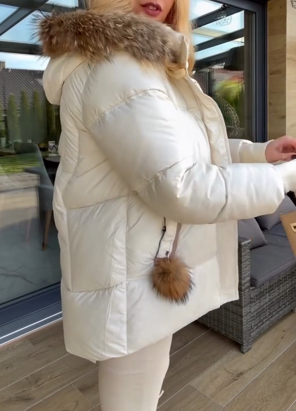 Reversible Down Jacket with Off-White and Pink Fleece Collar