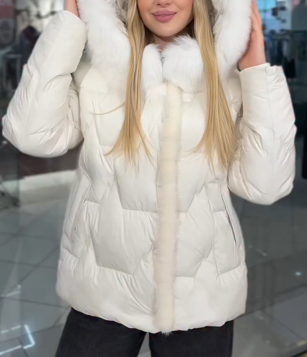 Creamy White 3D Quilted Down Jacket with Double-Layer White Fleece Collar