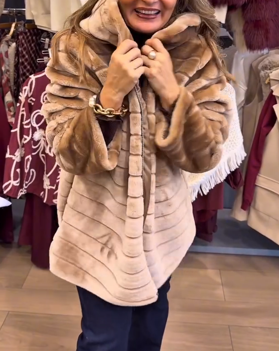 Wavy-Patterned Plush Shawl-Style Coat