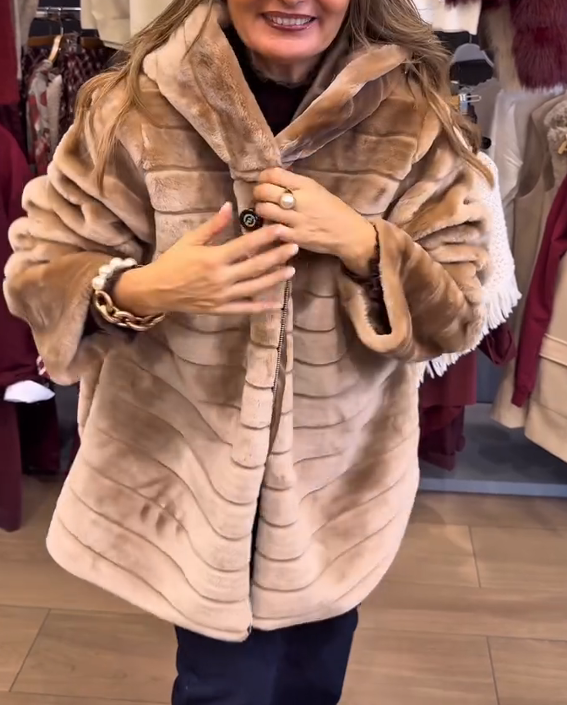 Wavy-Patterned Plush Shawl-Style Coat