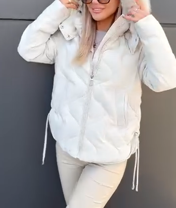 Diamond Pattern Cotton-Padded Jacket with Fur Collar