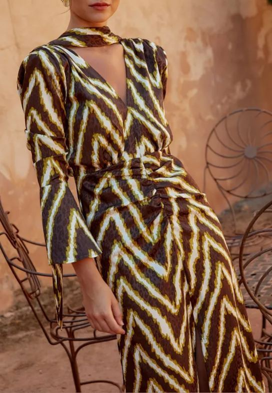 Black and yellow pleated skirt