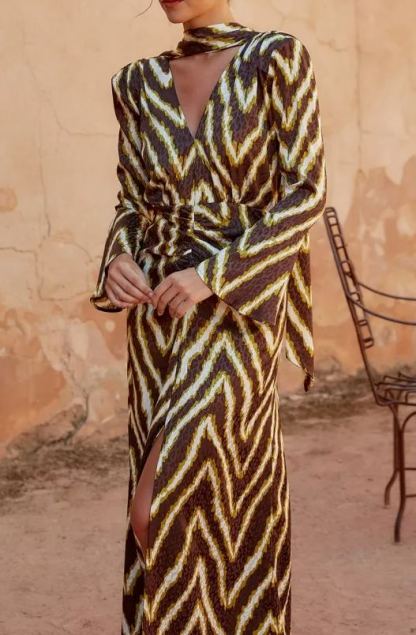 Black and yellow pleated skirt