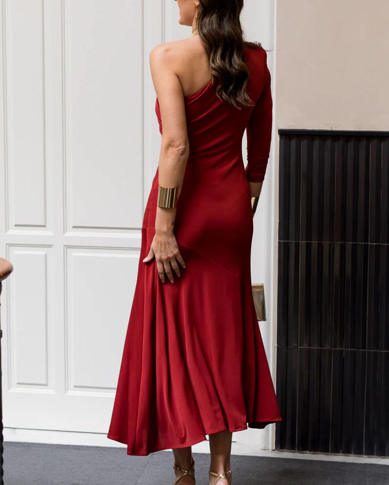Red asymmetrical neckline midi dress
