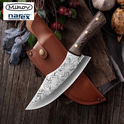 Vyrobeno švýcarskou společností Mikov a dodáváno s luxusním koženým ochranným pouzdrem.