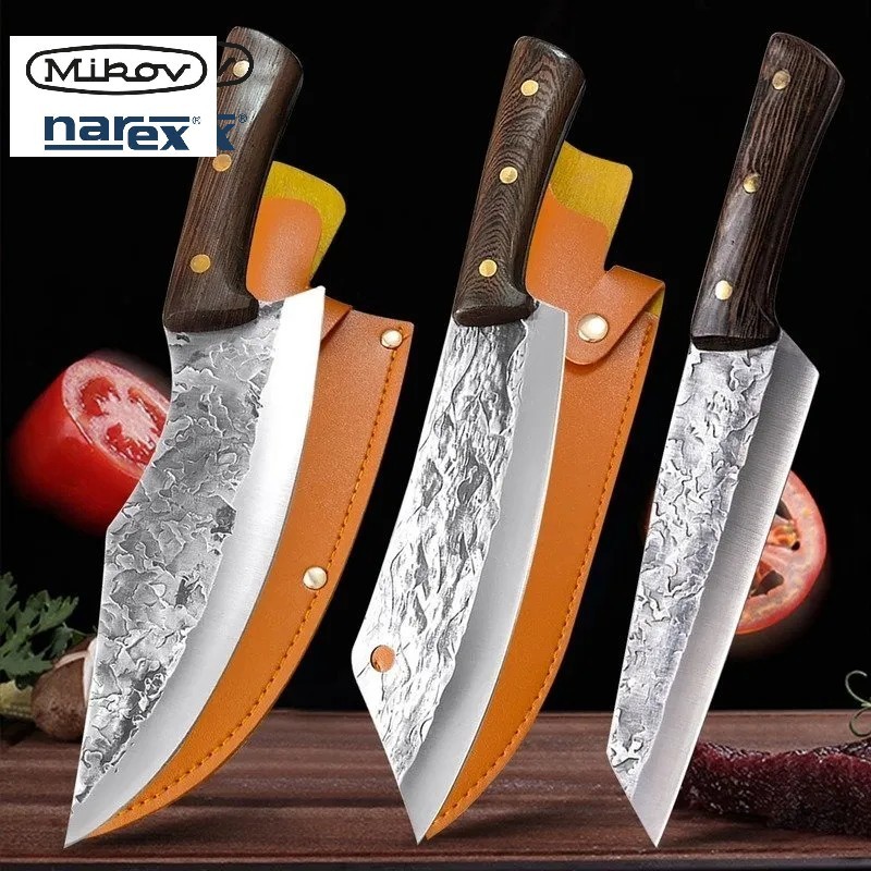 Vyrobeno švýcarskou společností Mikov a dodáváno s luxusním koženým ochranným pouzdrem.