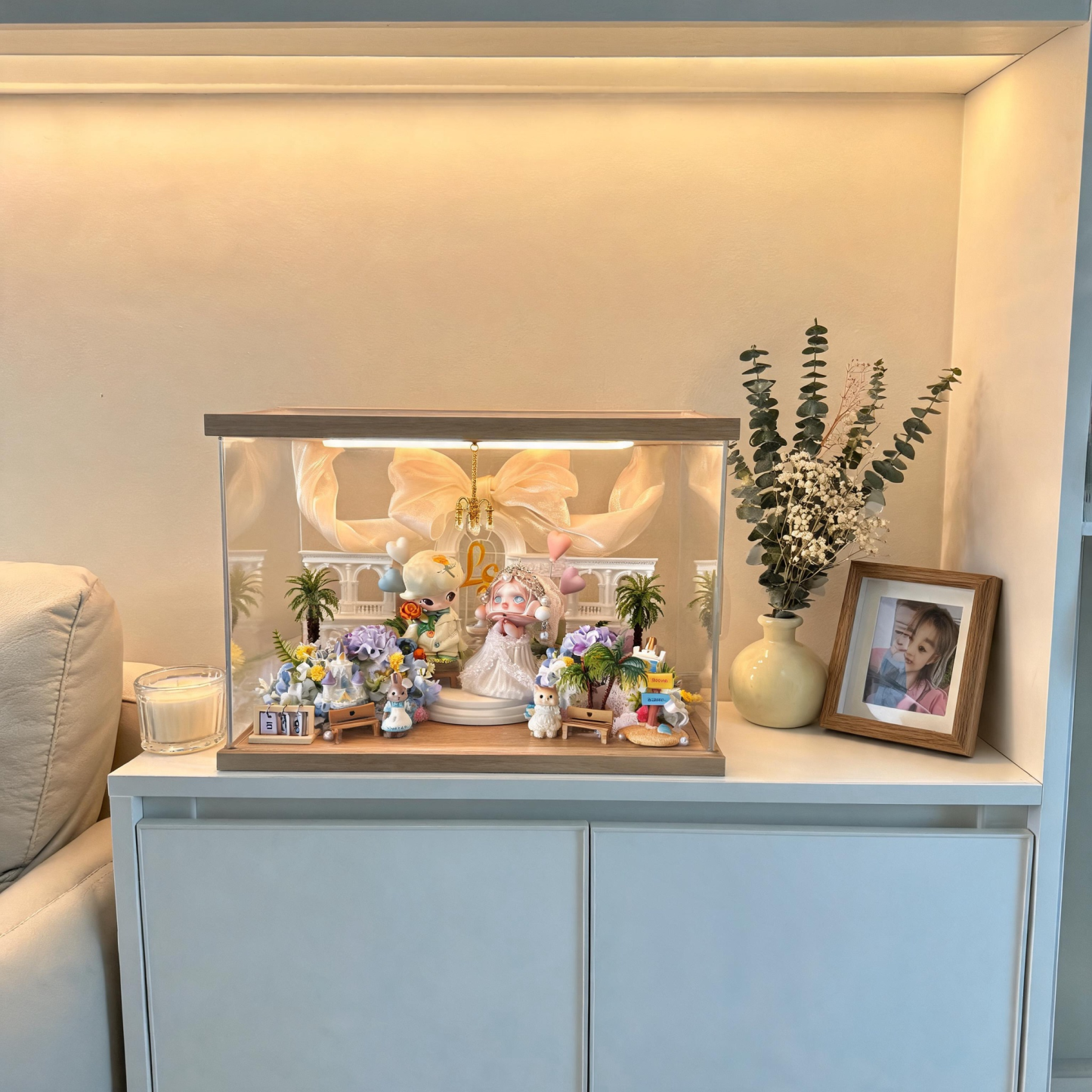 Handmade Wedding Diorama Shadow Box with Authentic Dolls – Romantic Floral Display Case & LED Light Box for Brides, Anniversaries & Collectors