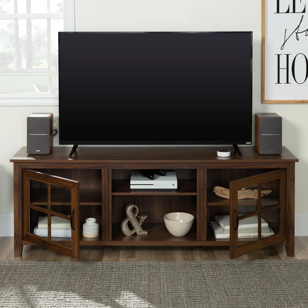 Meuble TV Dake  – Traditionnel avec Portes Vitrées