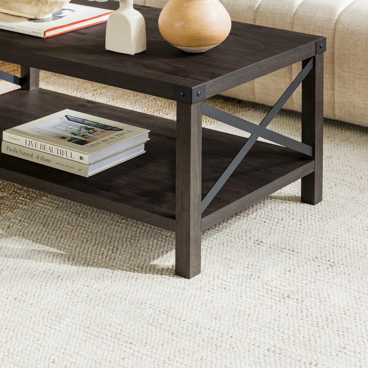 Table basse Larenda avec étagère ouverte