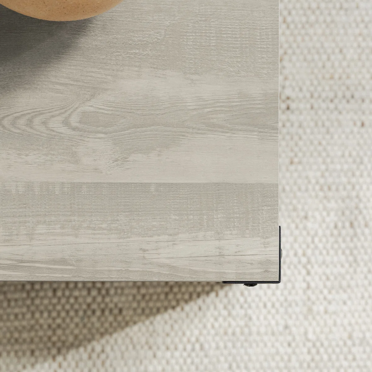 Table basse Larenda avec étagère ouverte