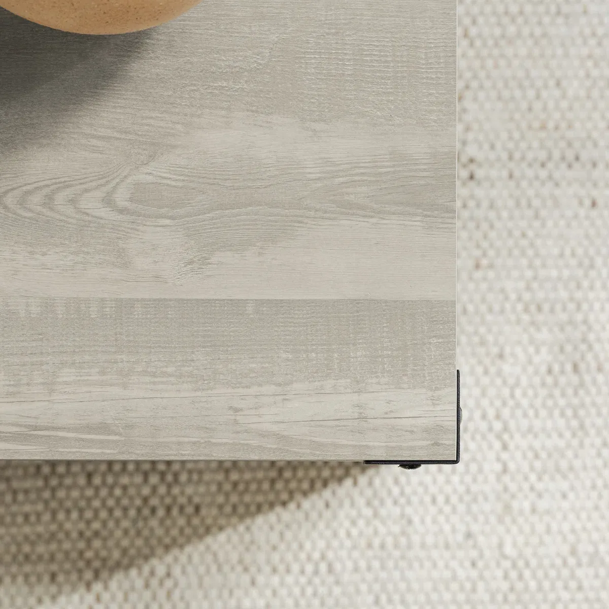 Table basse Larenda avec étagère ouverte