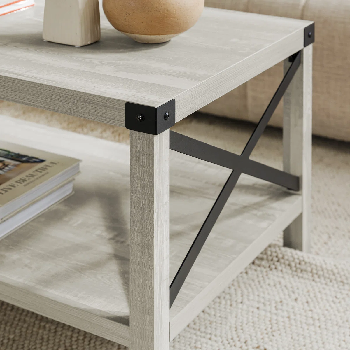 Table basse Larenda avec étagère ouverte