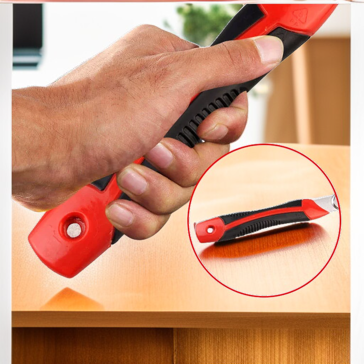 Multifunctional quick-adjustable pipe wrench