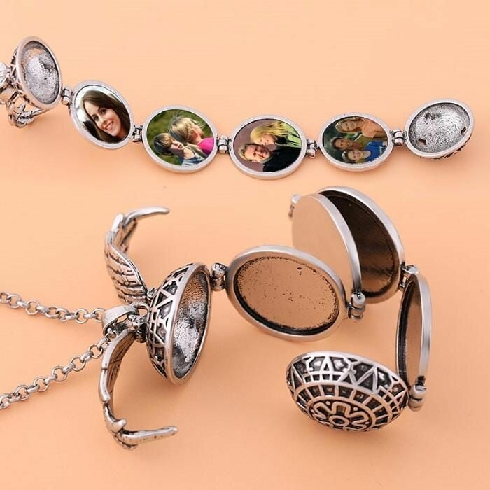 Expanding Photo Locket - Buy 1 Get 1 Free