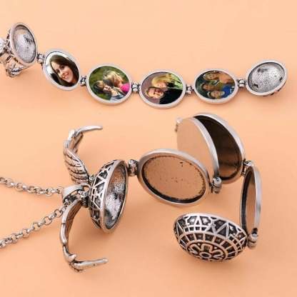 Expanding Photo Locket - Buy 1 Get 1 Free