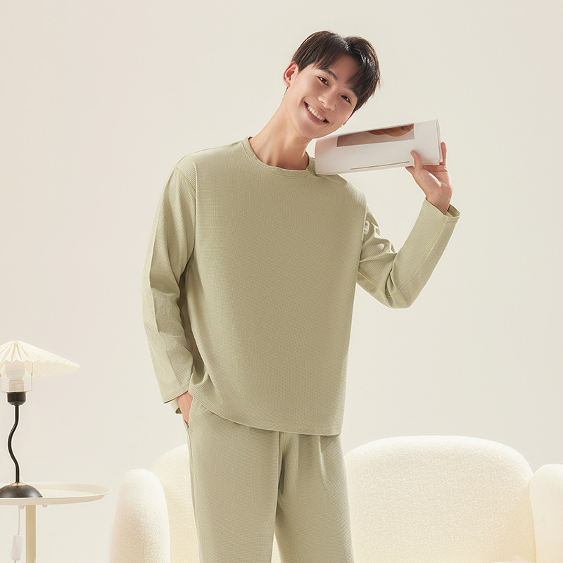 Ermüdungs-reduzierender & schlafverbessernder Hausanzug