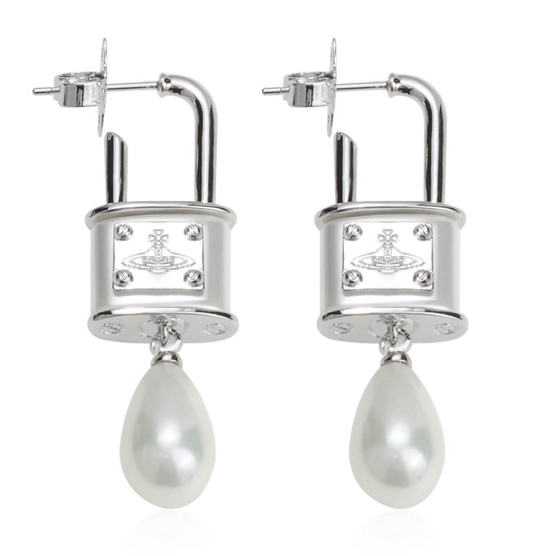 Saturn Lock Pearl Earrings