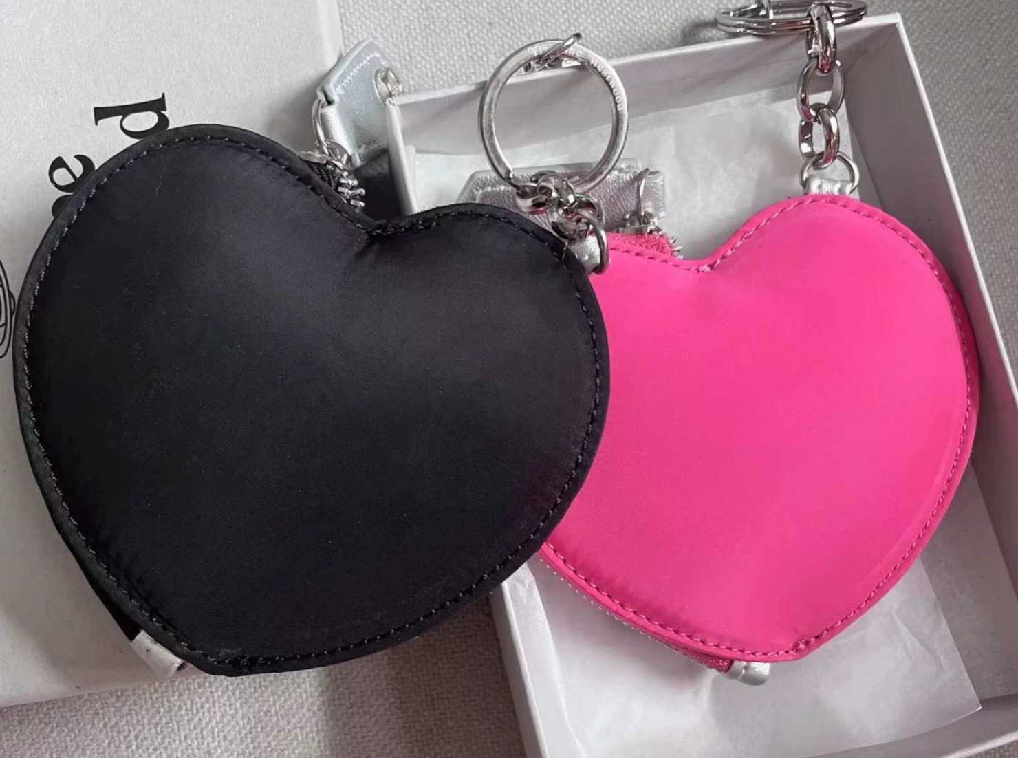 Love Embroidery Saturn Wallet